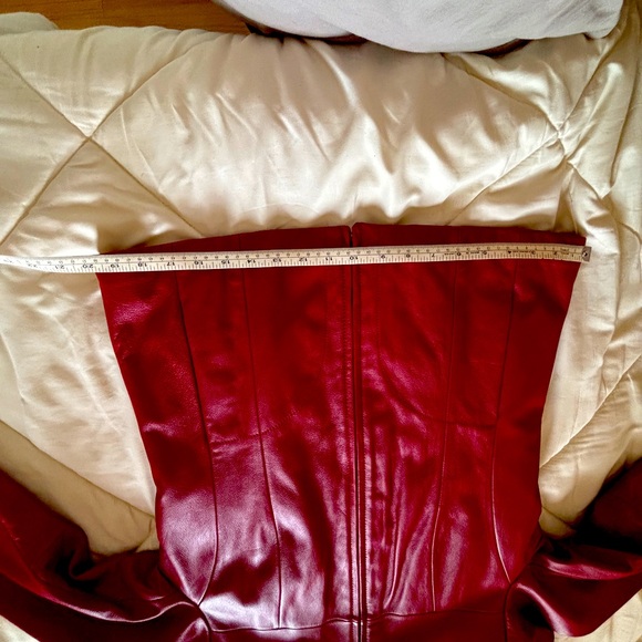 Ladies Vintage Wilsons Leather Thinsulate Red Leather Coat. Size Small. NTN - Picture 9 of 12